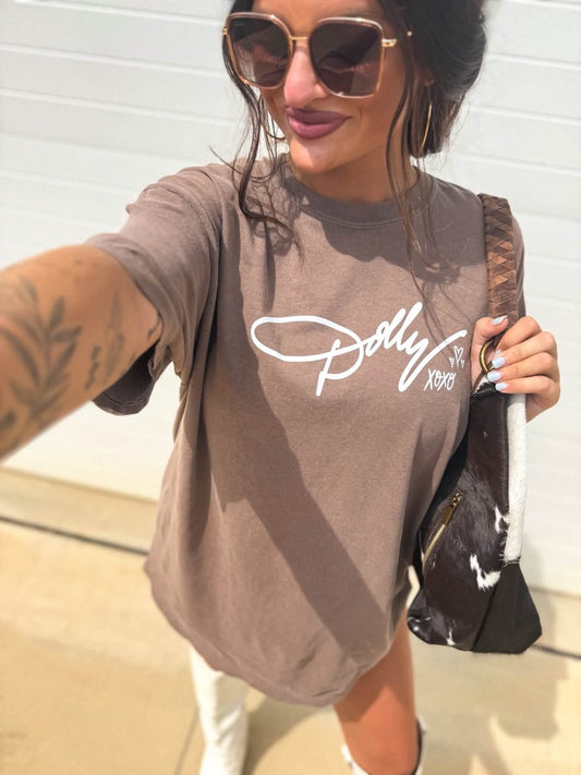 Dolly XOXO Graphic Tee