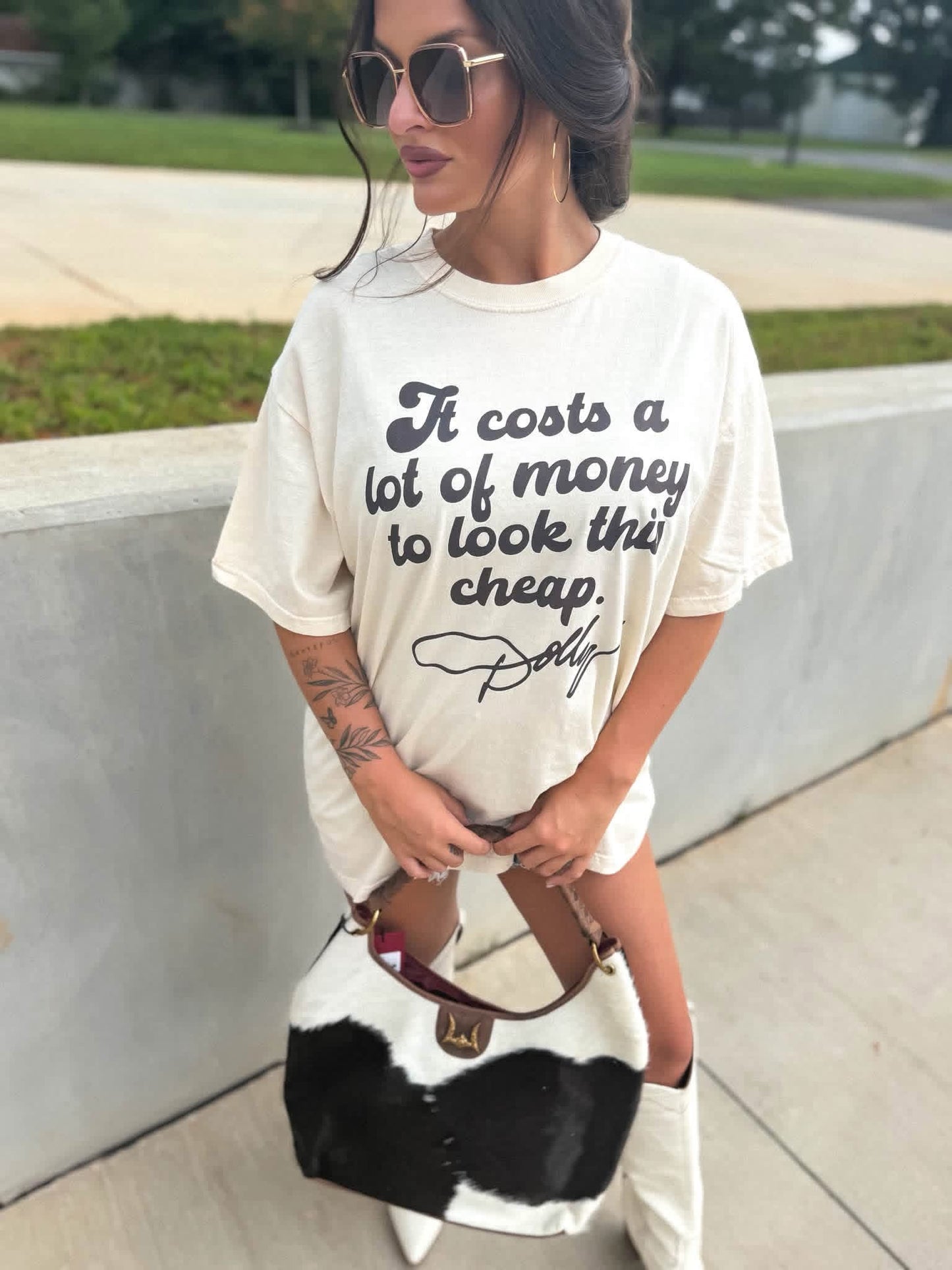 Look This Cheap Dolly Graphic